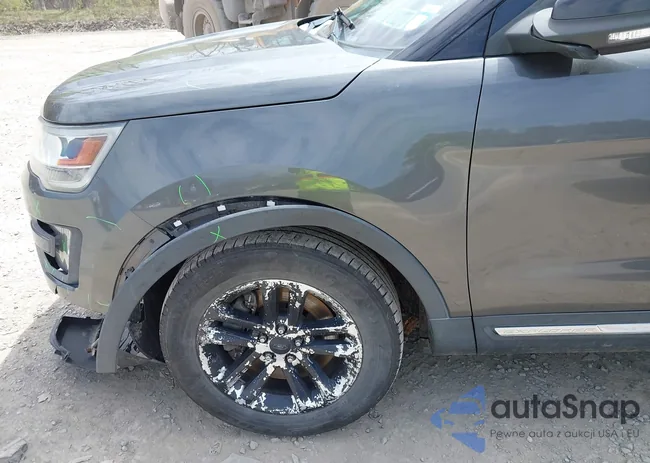 1FM5K7D8XGGA25882: 42155735