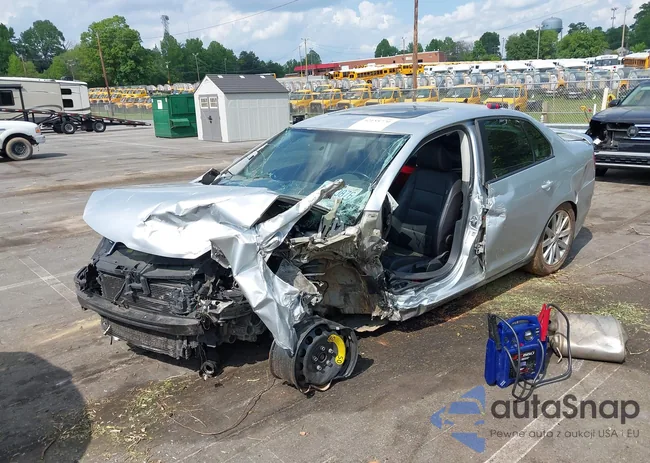 3VWRJ7AJ8AM073469: 42155770