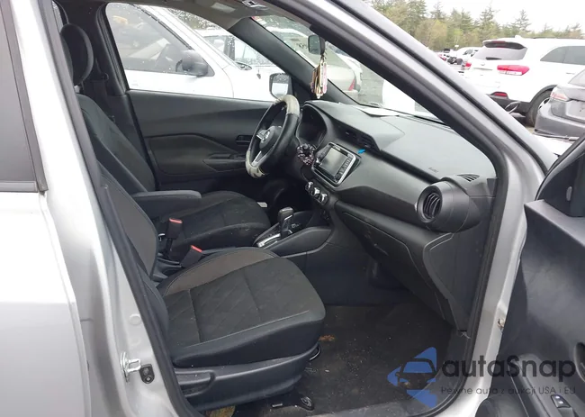 3N1CP5BV2LL518121: 42156058