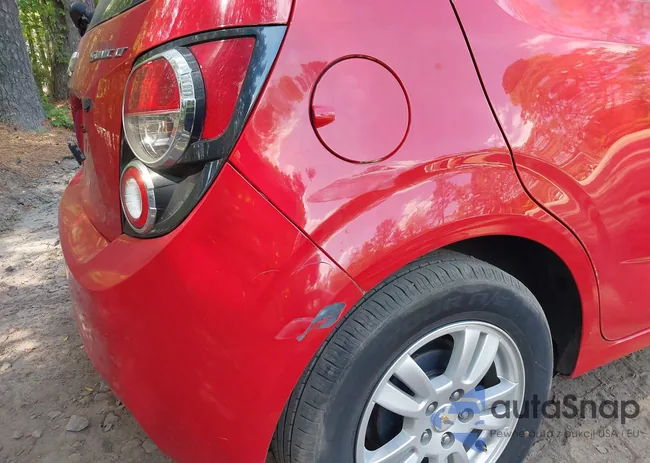 1G1JC6SH1C4175753: 42156079