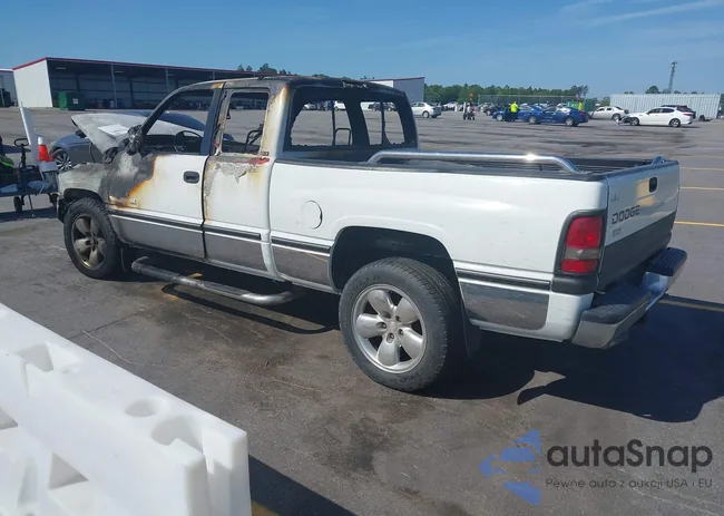 3B7HC13Z2VG773940: 42156093