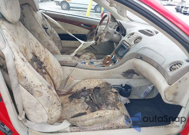 WDBSK75F83F019842: 42155133