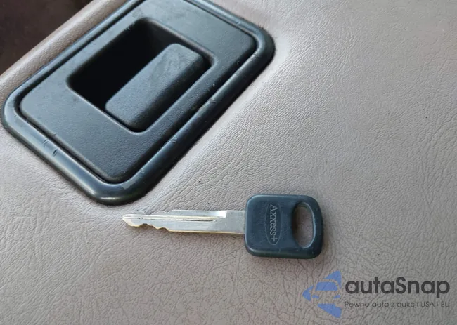 1FTSW31F8YEC02319: 42156595