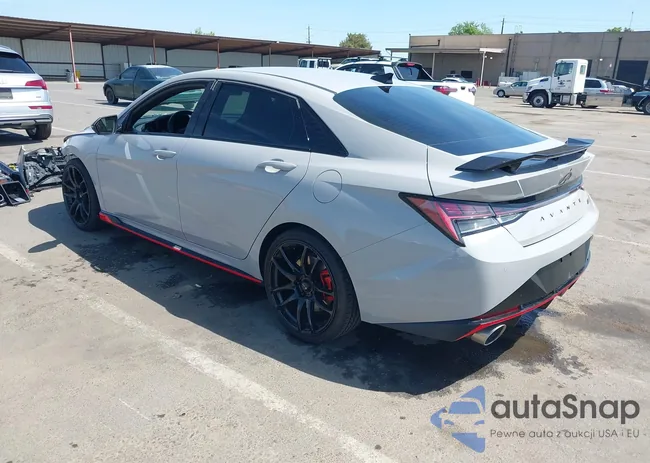 KMHLW4AK9NU008435: 42156752