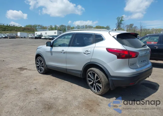 JN1BJ1CR5JW210830: 42156845