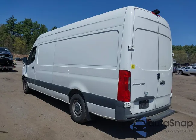 W1W40CHY4MT056383: 42156875