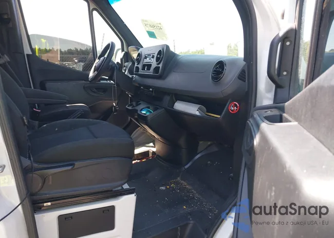 W1W40CHY4MT056383: 42156875