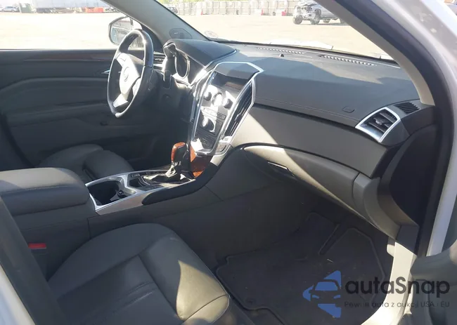 3GYFNEE30CS652829: 42156961