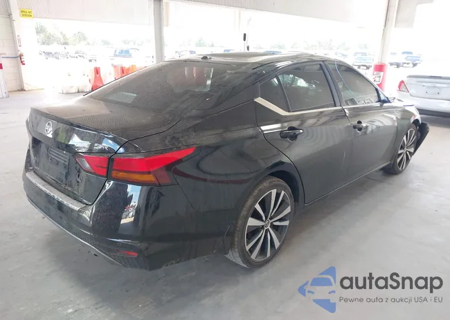 1N4BL4CV5MN340144: 42157055