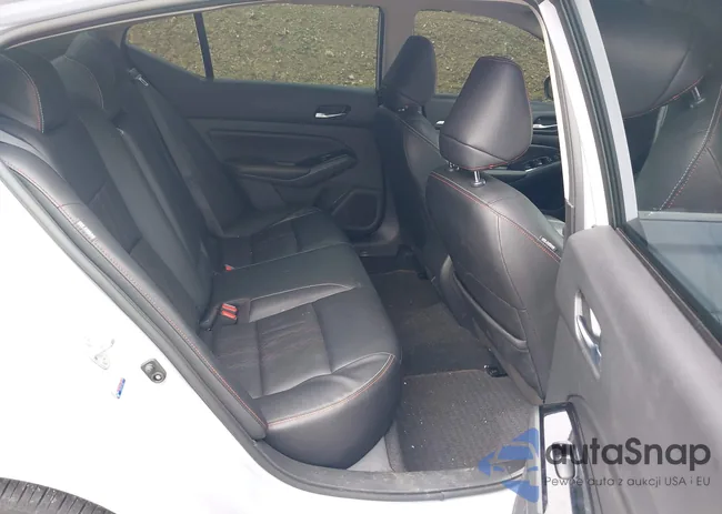 1N4BL4CV0RN325574: 42156140