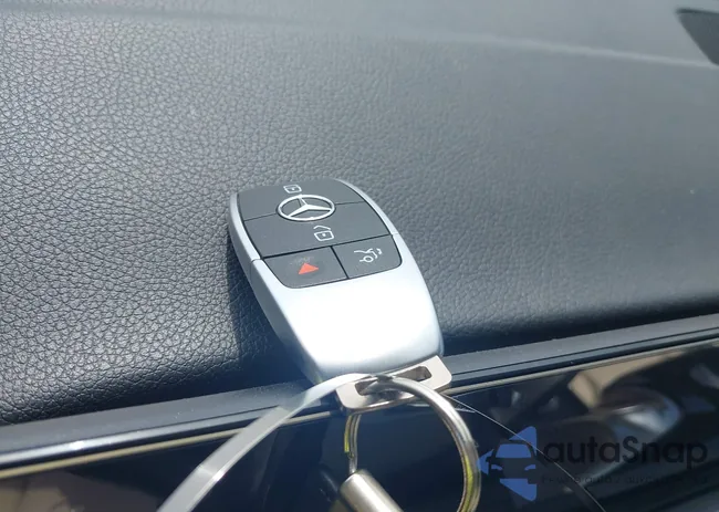 W1N4M4HB6PW316697: 42156415