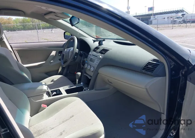 4T4BF3EK8BR152169: 42156469