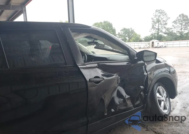 3N1CP5BV1RL527174: 42157592