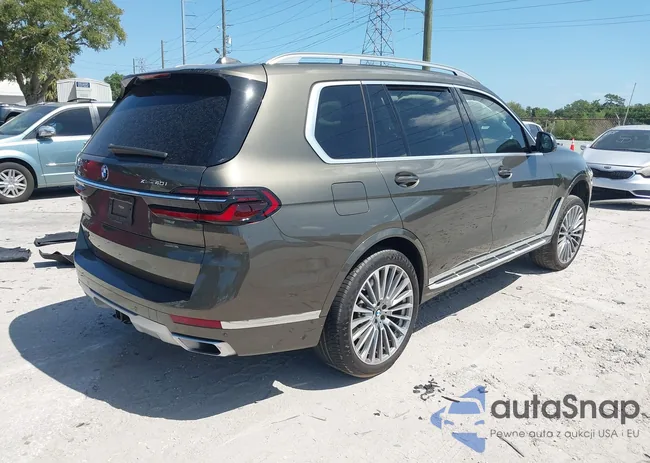 5UX23EM03P9R84076: 42157635