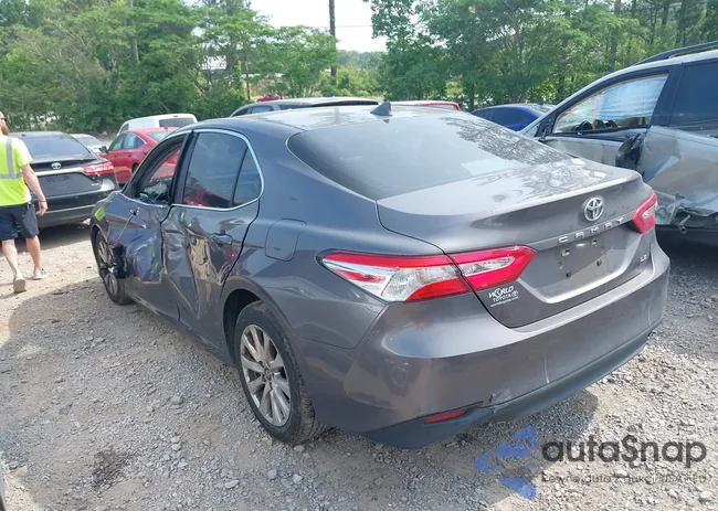 4T1B11HK5KU762586: 42157897