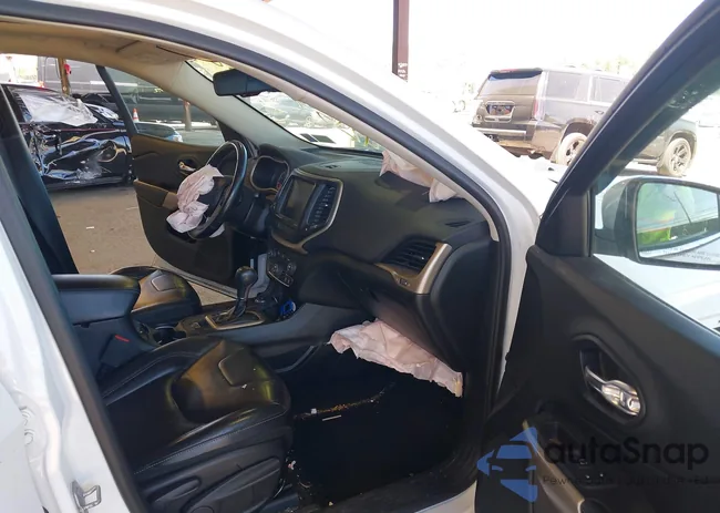 1C4PJMDB9JD549981: 42157930