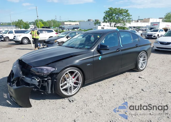 WBAFR9C58BC617575: 42157996