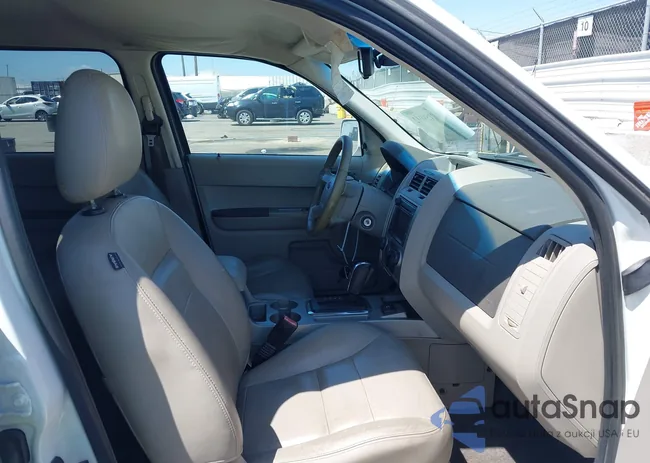 1FMCU59H78KB16184: 42158012