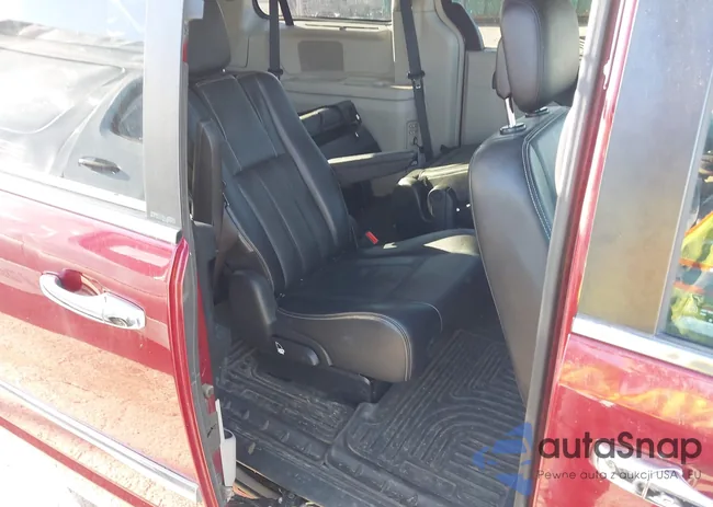 2C4RC1CG8CR327608: 42157301