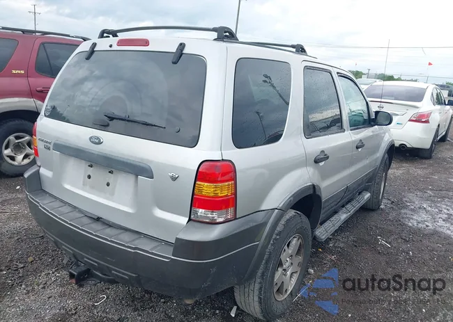 1FMYU03185KE08782: 42158663