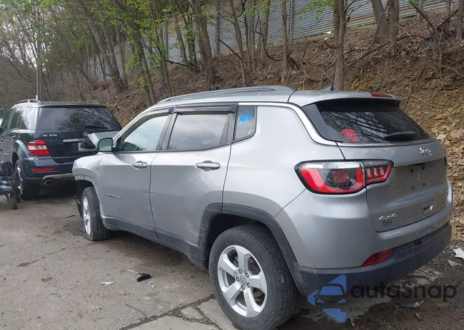 3C4NJDBB7LT240789: 42158752