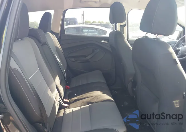 1FMCU9GX1DUC40662: 42158818