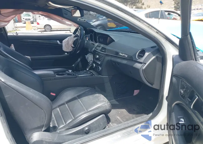 WDDGJ7HB8FG387378: 42158937