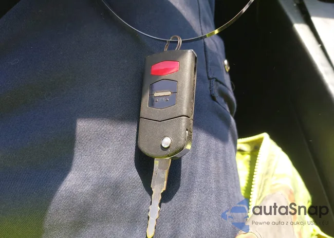 JM3TB3CV9B0331895: 42158954