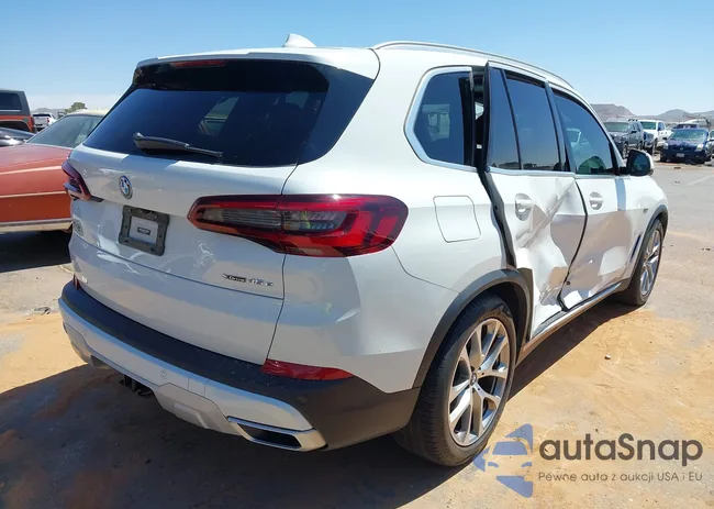 5UXTA6C06N9L85008: 42158245