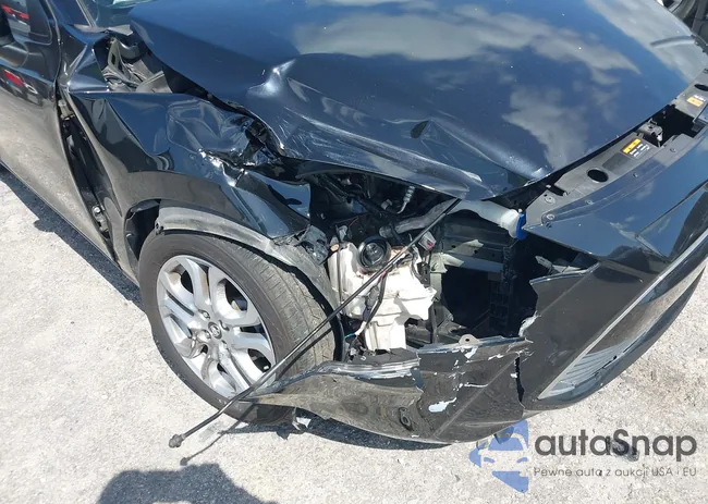 3MYDLBYV2JY323236: 42158264