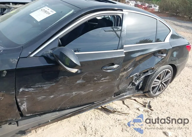 JN1BV7AR0FM421009: 42158319