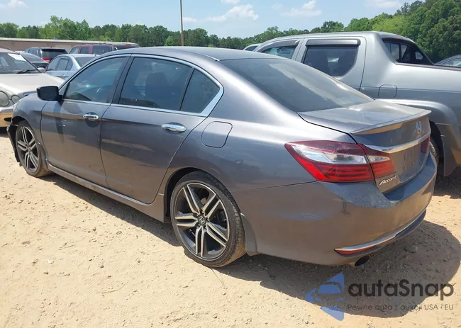 1HGCR2F52HA054084: 42158478