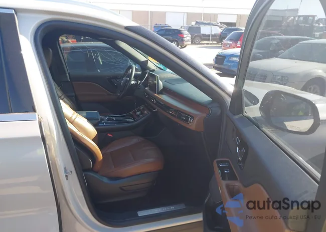 5LM5J7WC6MGL12195: 42159567