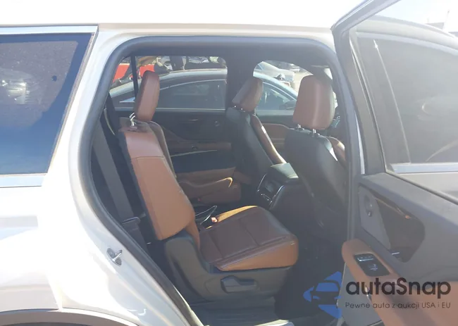 5LM5J7WC6MGL12195: 42159567