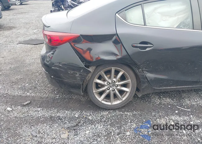 3MZBN1V38JM233316: 42159747