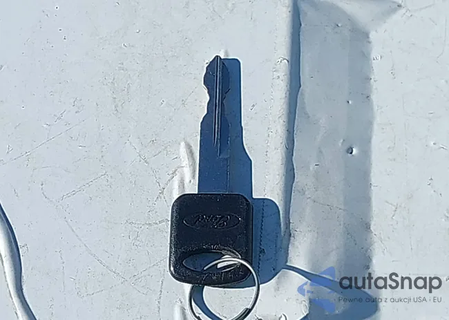 1FM5K8AR3FGC27562: 42159851