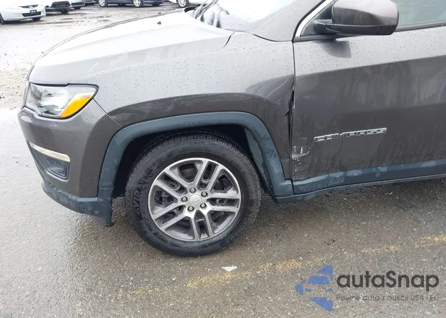 3C4NJDBB5JT112368: 42159891