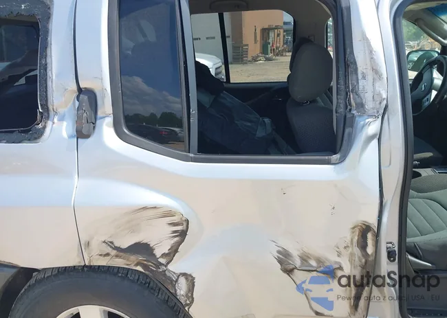 5N1AN08UX6C538446: 42159953