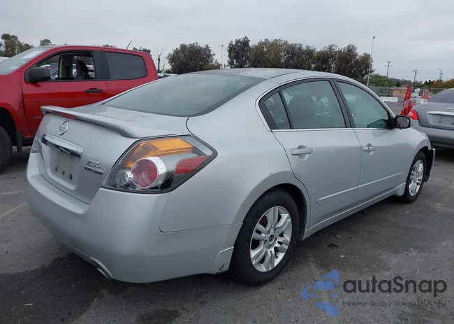 1N4AL2AP0CC117234: 42160031