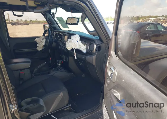 1C4HJXDN9KW636592: 42159099