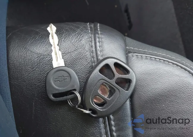 1GNKVHKD8HJ181502: 42159101