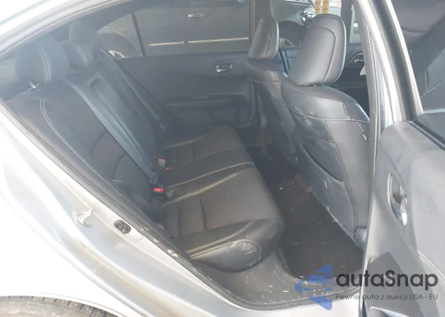 1HGCR2F52HA026222: 42159236