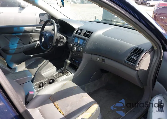 1HGCM66544A027890: 42159361