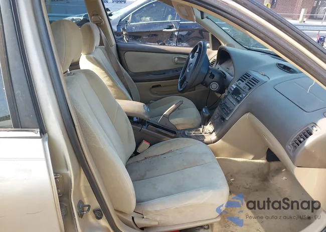 JN1CA31D4YT556029: 42160508