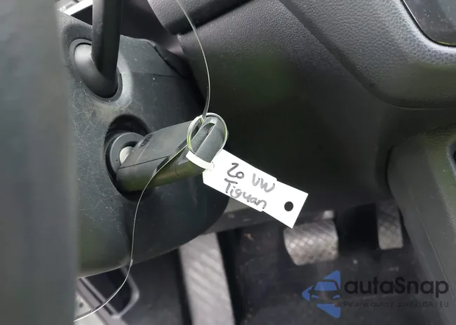 3VV0B7AX5LM131894: 42160573