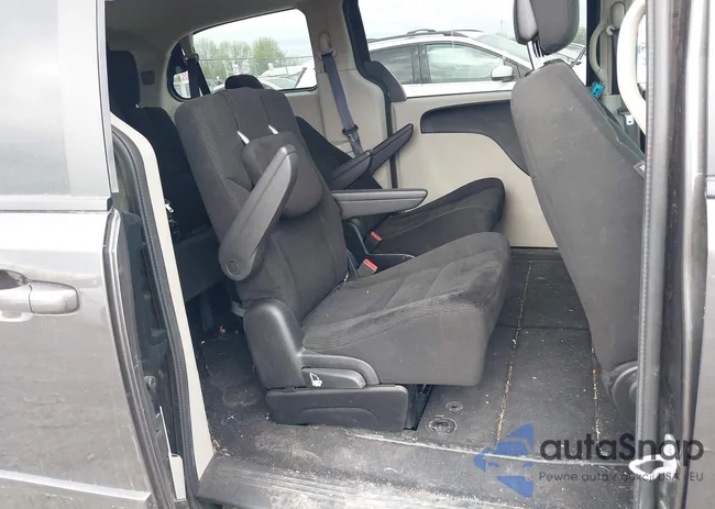 2C4RDGCG5FR670106: 42160695