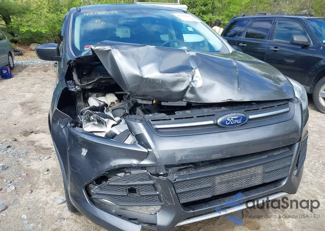 1FMCU9GX2GUA47702: 42160145