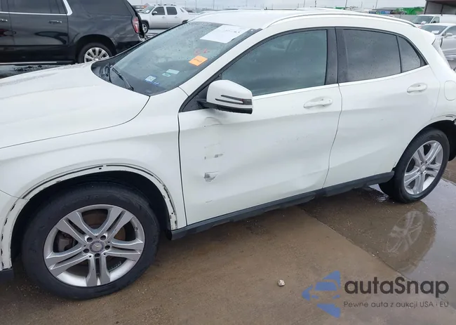 WDCTG4EBXHJ324468: 42160243