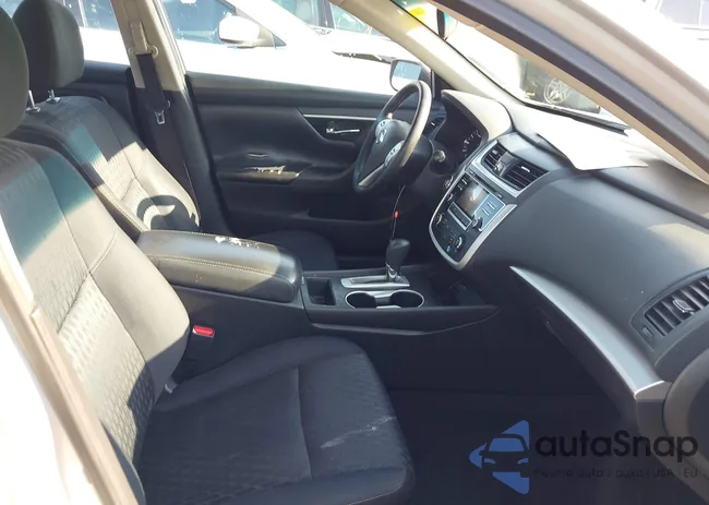 1N4AL3AP0JC276953: 42161824