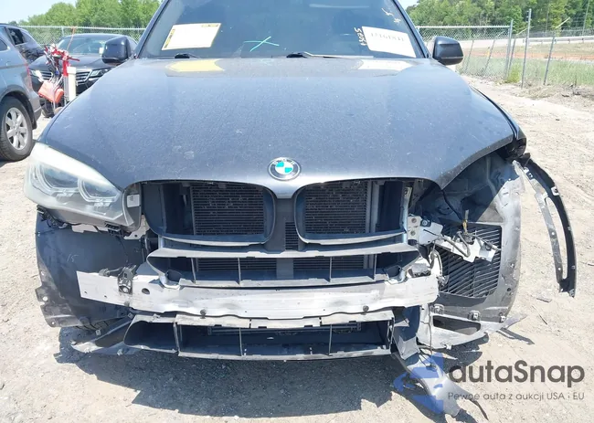 5UXKR0C51G0P22771: 42161841